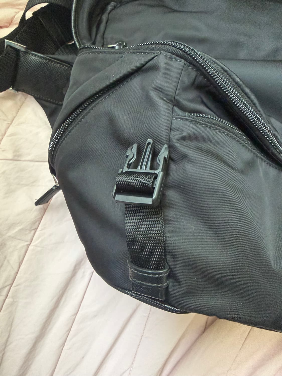 프라다 리나일론 바이커백 블랙L 상품이미지3