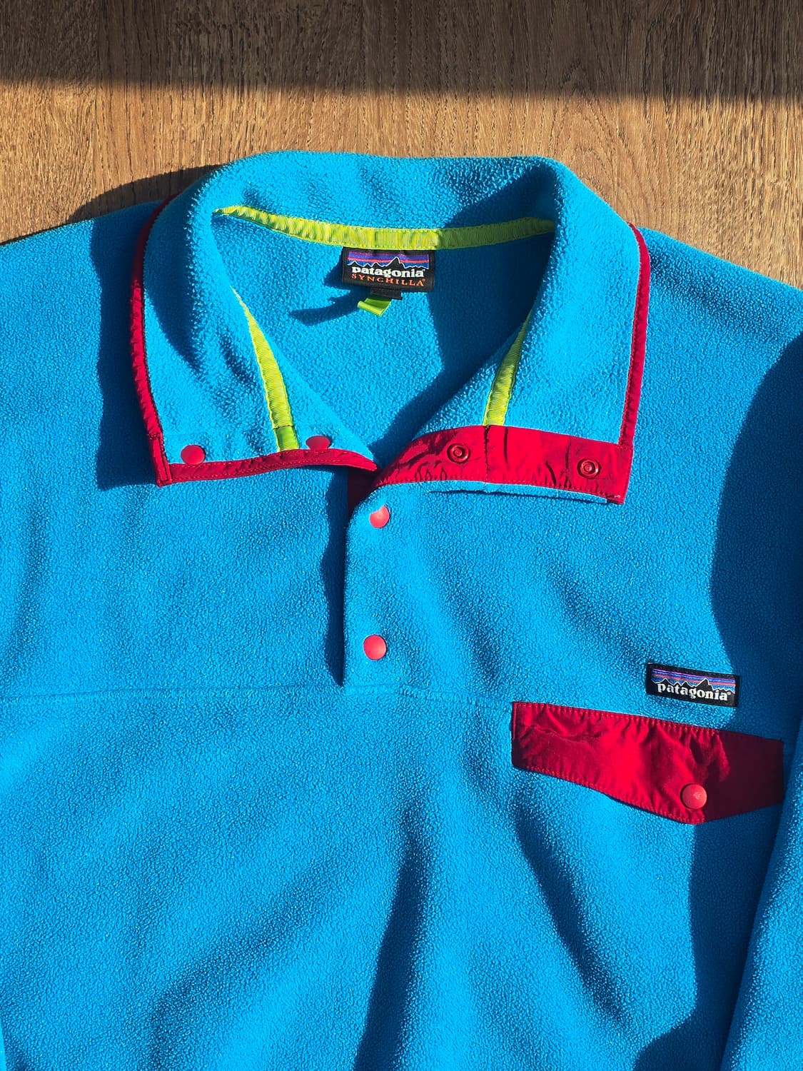 파타고니아 신칠라 스냅티 스카이블루/레드 L 상품이미지1