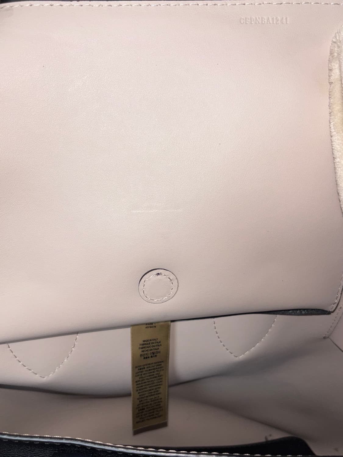 버버리 벨트 미디움 토트백 상품이미지10