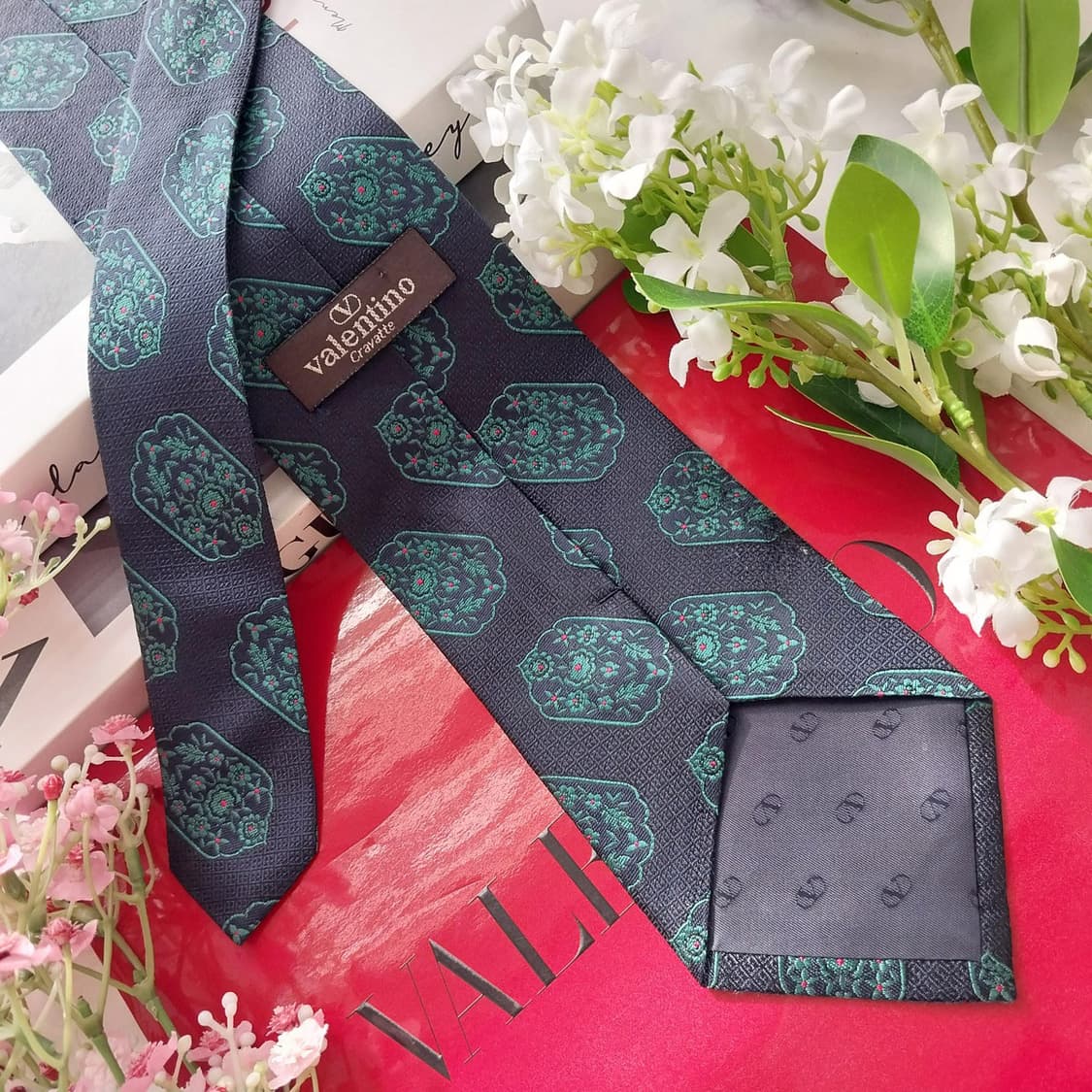 발렌티노 실크 다크네이비 그린 패턴 넥타이 8.9cm A등급 K2162 상품이미지5