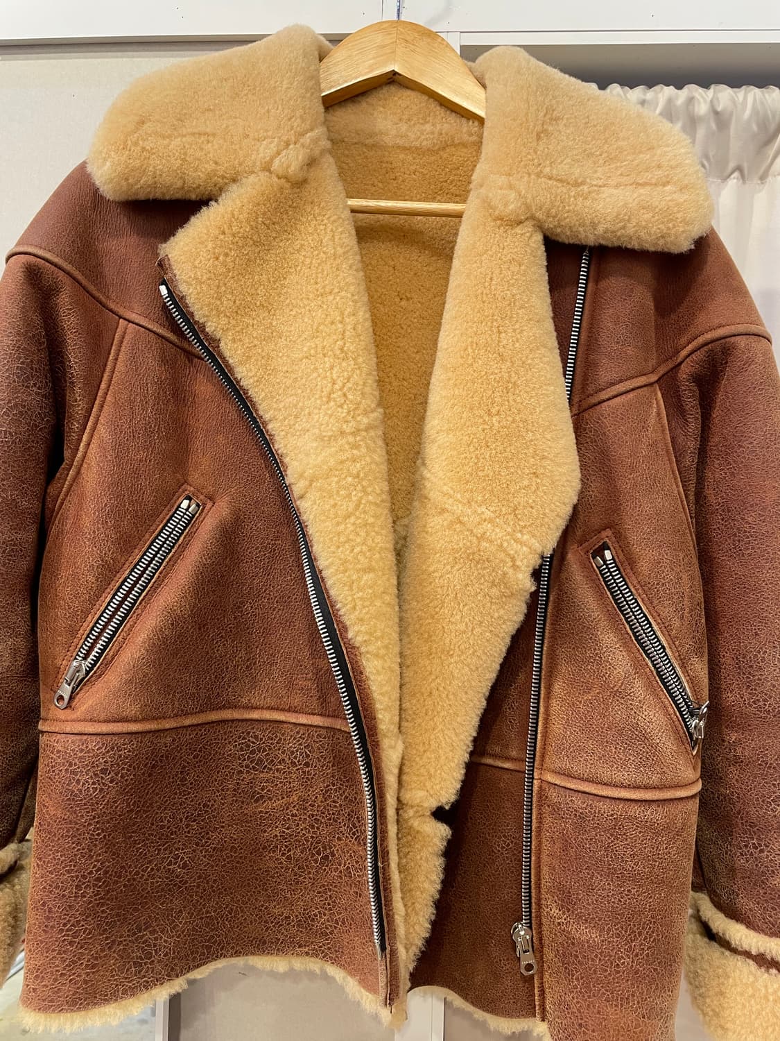 산드로 양모 무스탕 자켓 55-66사이즈 상품이미지1