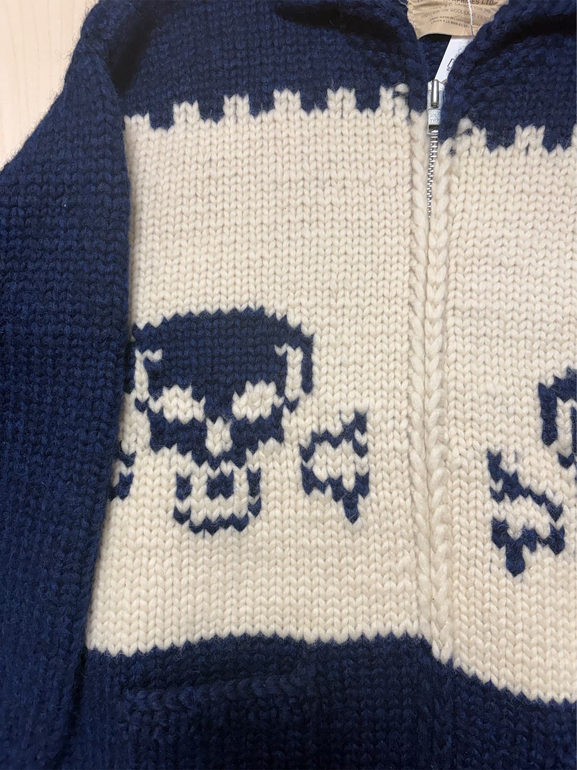 캐나다 핸드니팅 스컬 그래픽 코위찬 상품이미지5