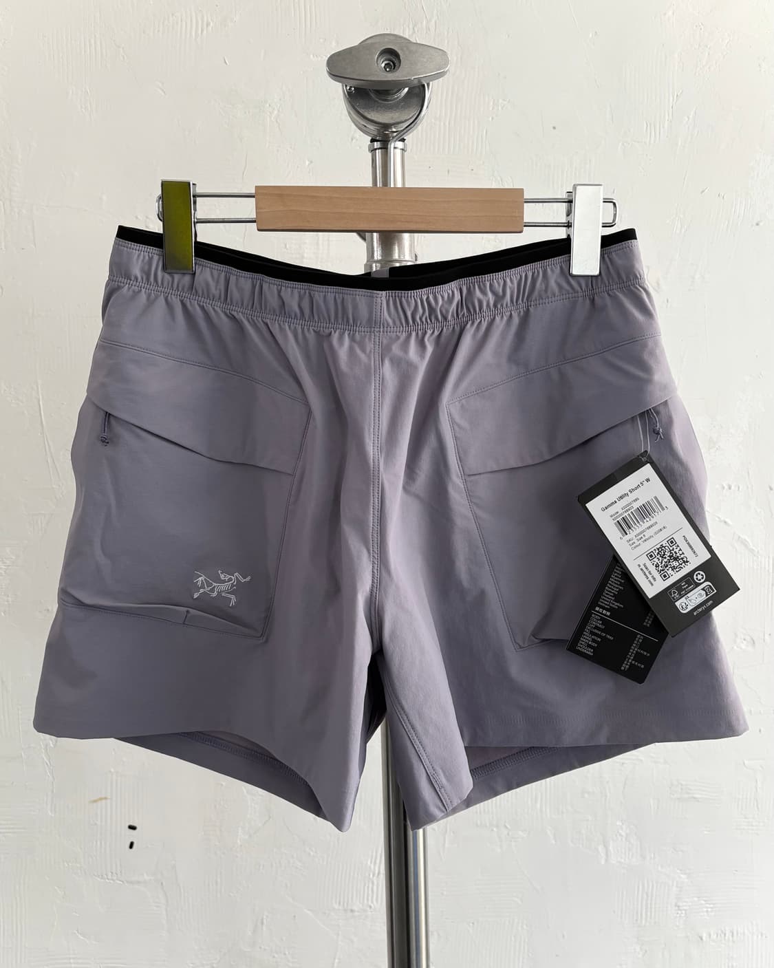 (새상품) Arc’teryx 아크테릭스 라일락 컬러 유틸리티 반바지 상품이미지1