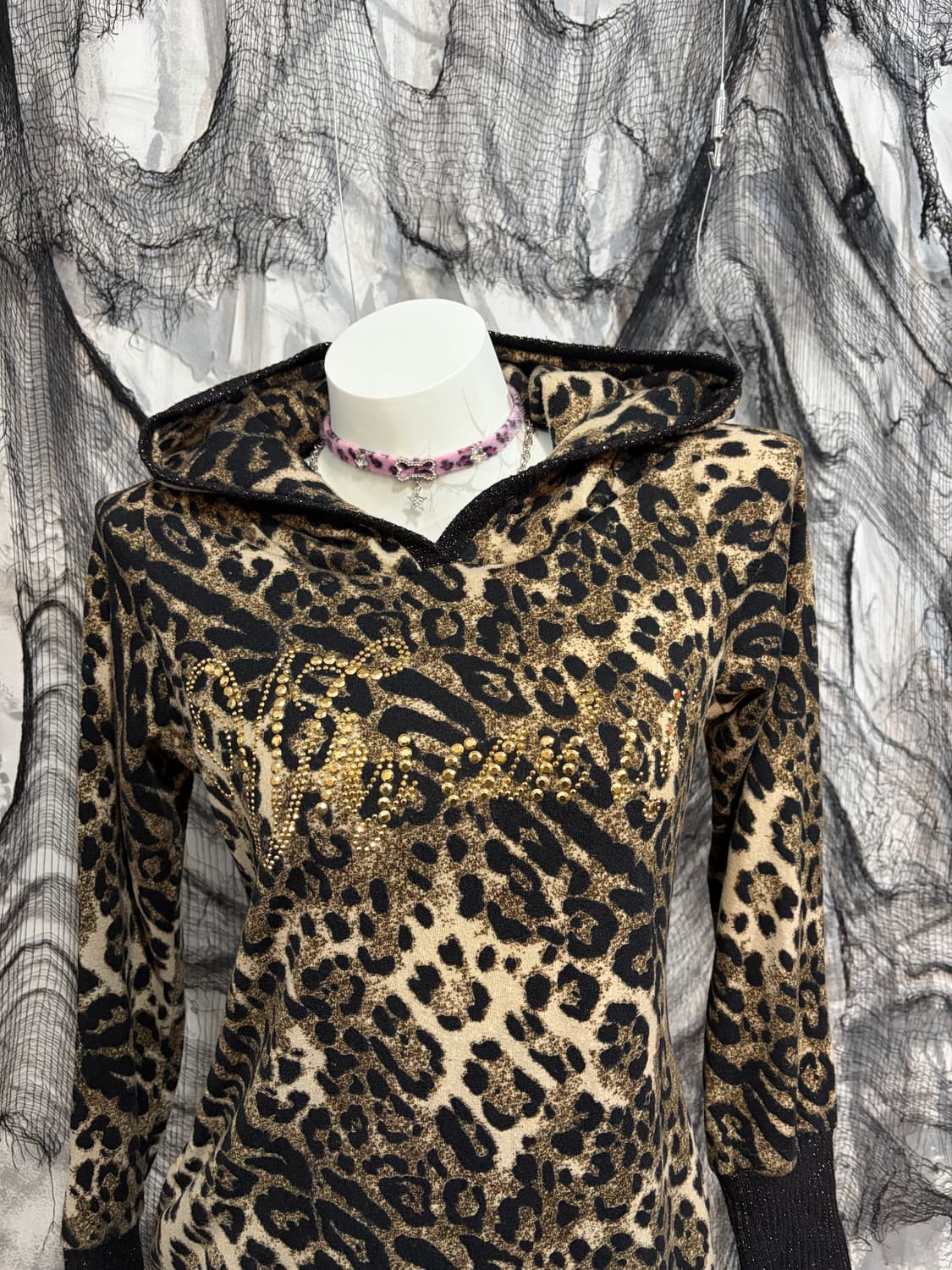 Onegyaru Leopard cubic hoodie one piece 상품이미지9