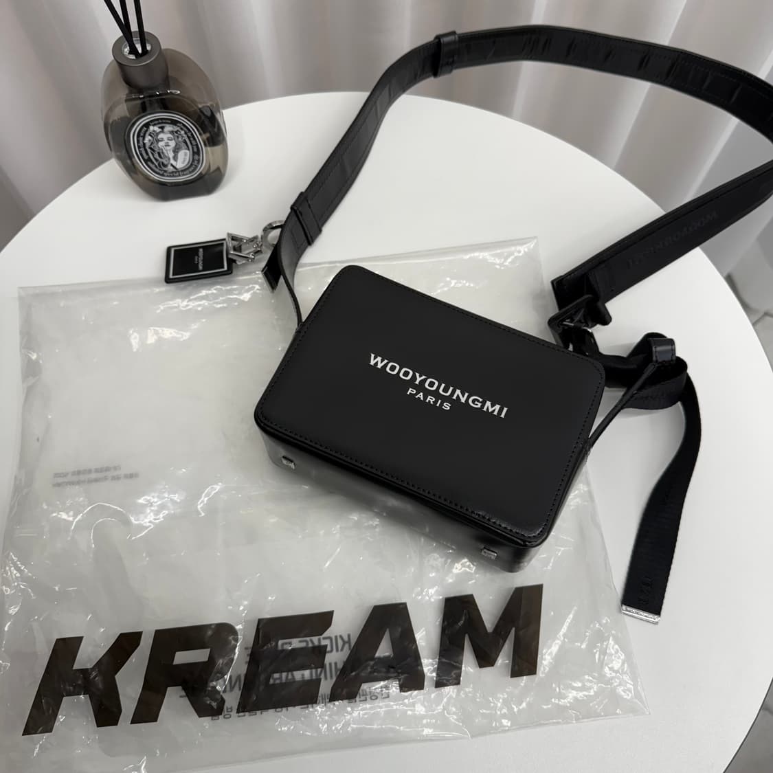 [정품] 우영미 스퀘어 크로스백 블랙 상품이미지1