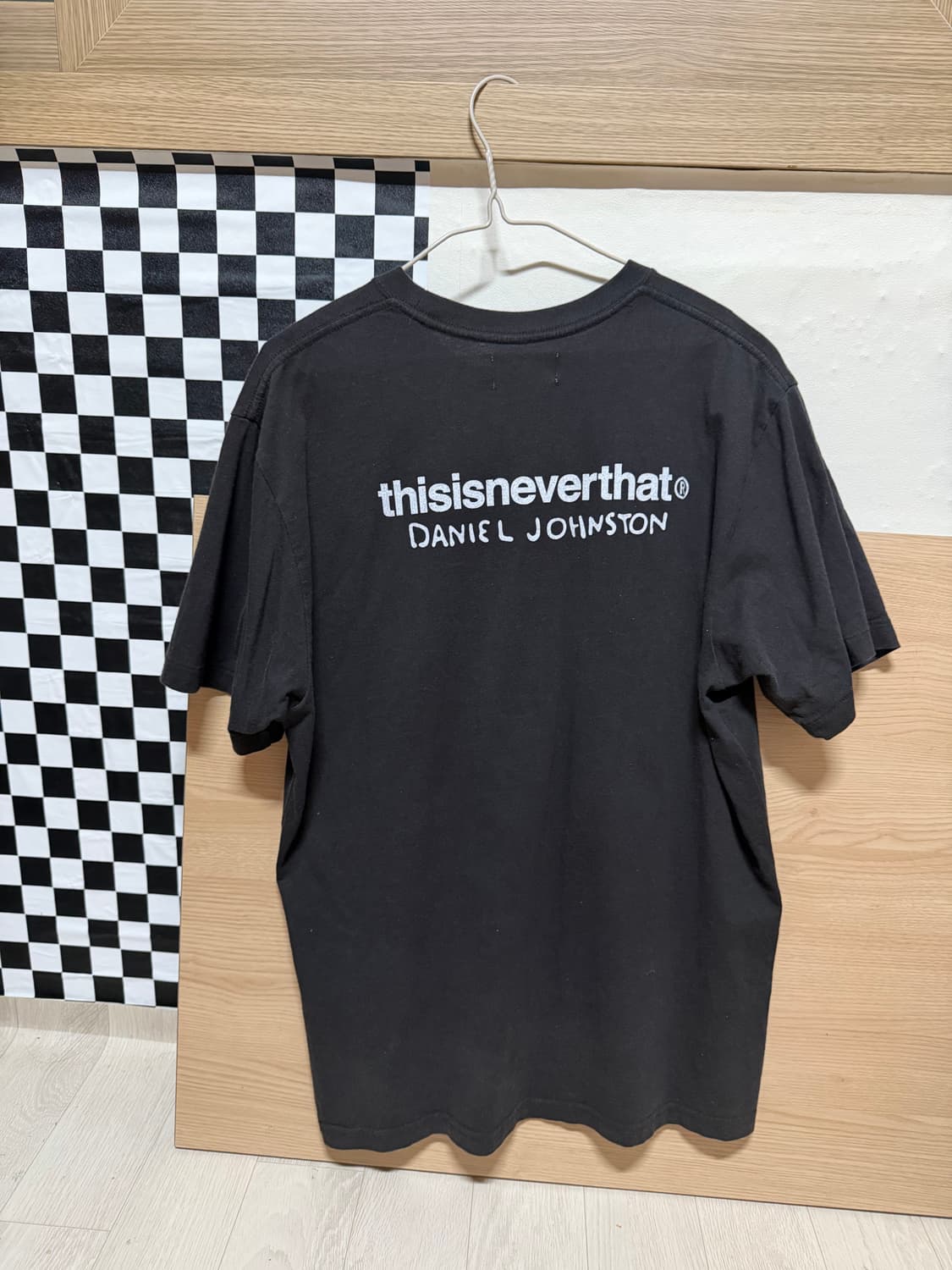 (M) 디스이즈네버댓 다니엘 존스턴 반팔티 상품이미지2