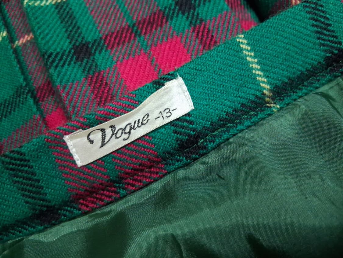 일본빈티지수입 Vogue 순모 체크 주름스커트 롱 28 
원산지 일본 소 상품이미지6