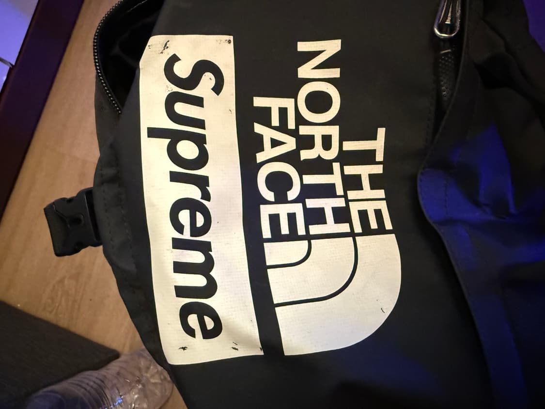 슈프림 X 노스페이스 트랜스 안타르티카 익스페디션 빅 하울 백팩 상품이미지4