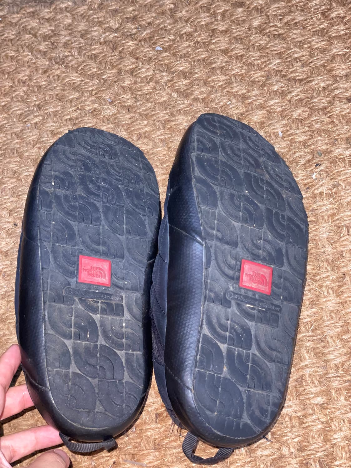 노스페이스 써모볼 240 팝니다 상품이미지3