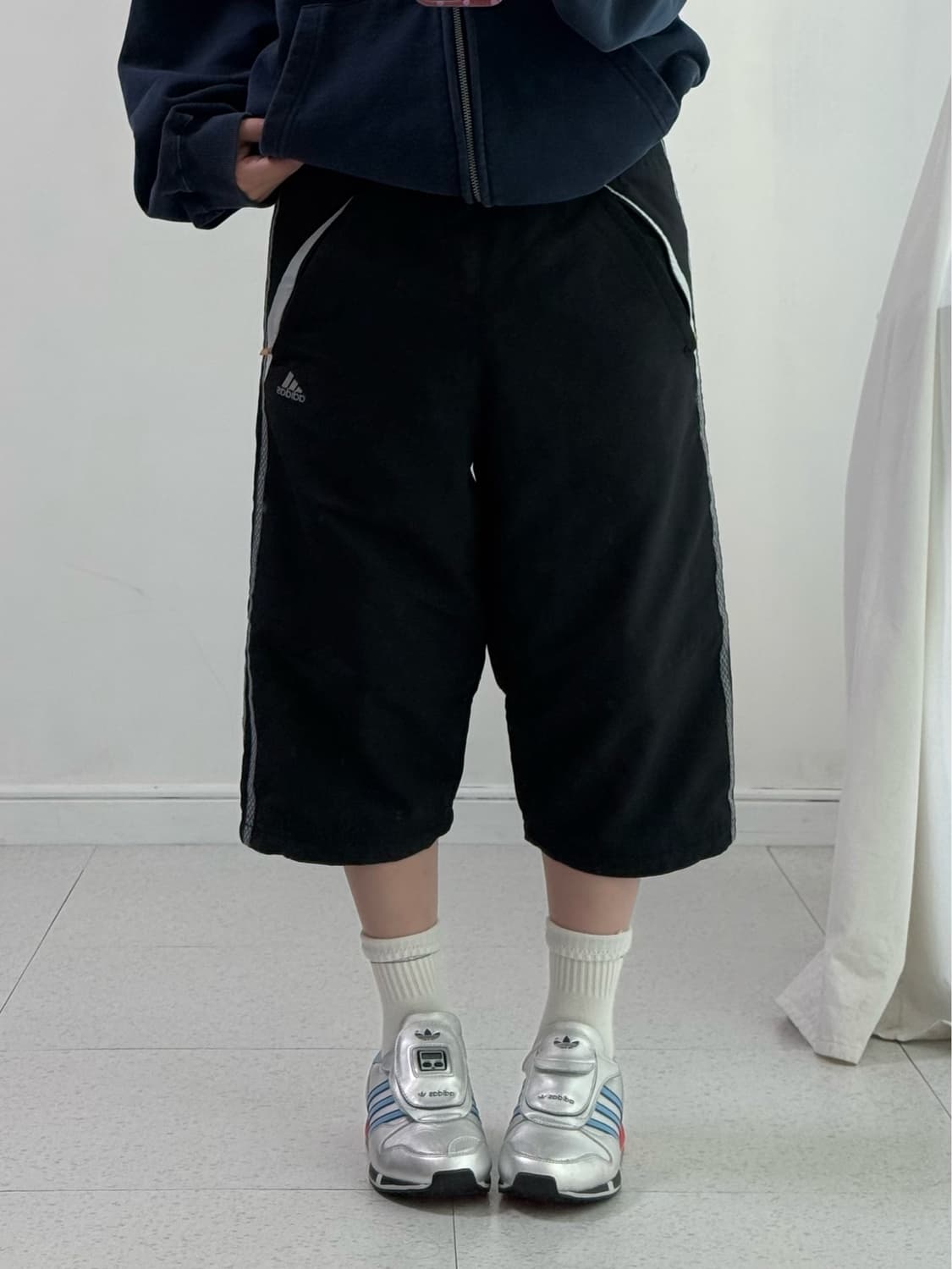 아디다스 차콜 하프팬츠 상품이미지2