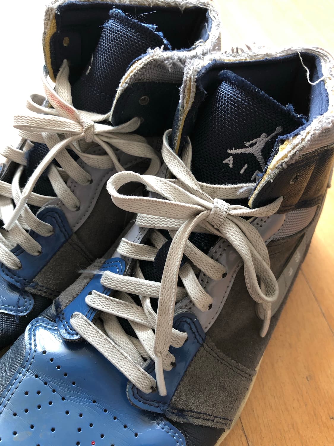 나이키 에어 조던 1 미드 SE 크래프트 255 상품이미지4