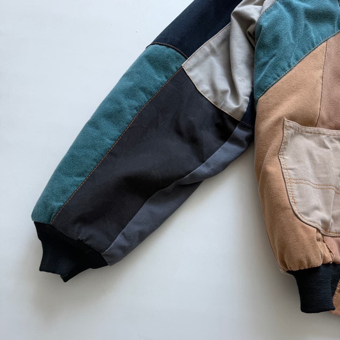 칼하트 리폼 후드 자켓 상품이미지4