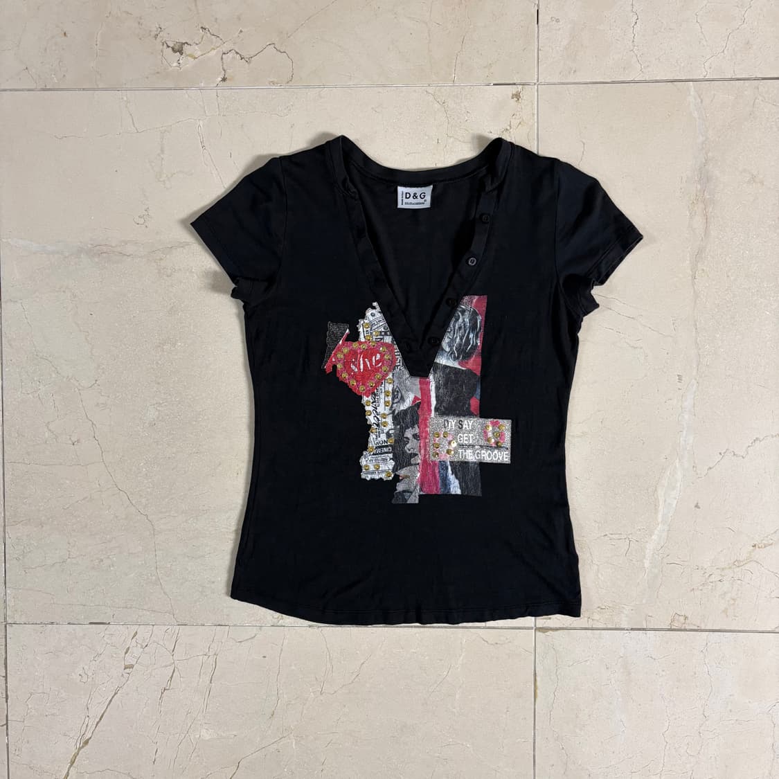 Dolce & Gabbana V-neck Graphic Tee Black 상품이미지5