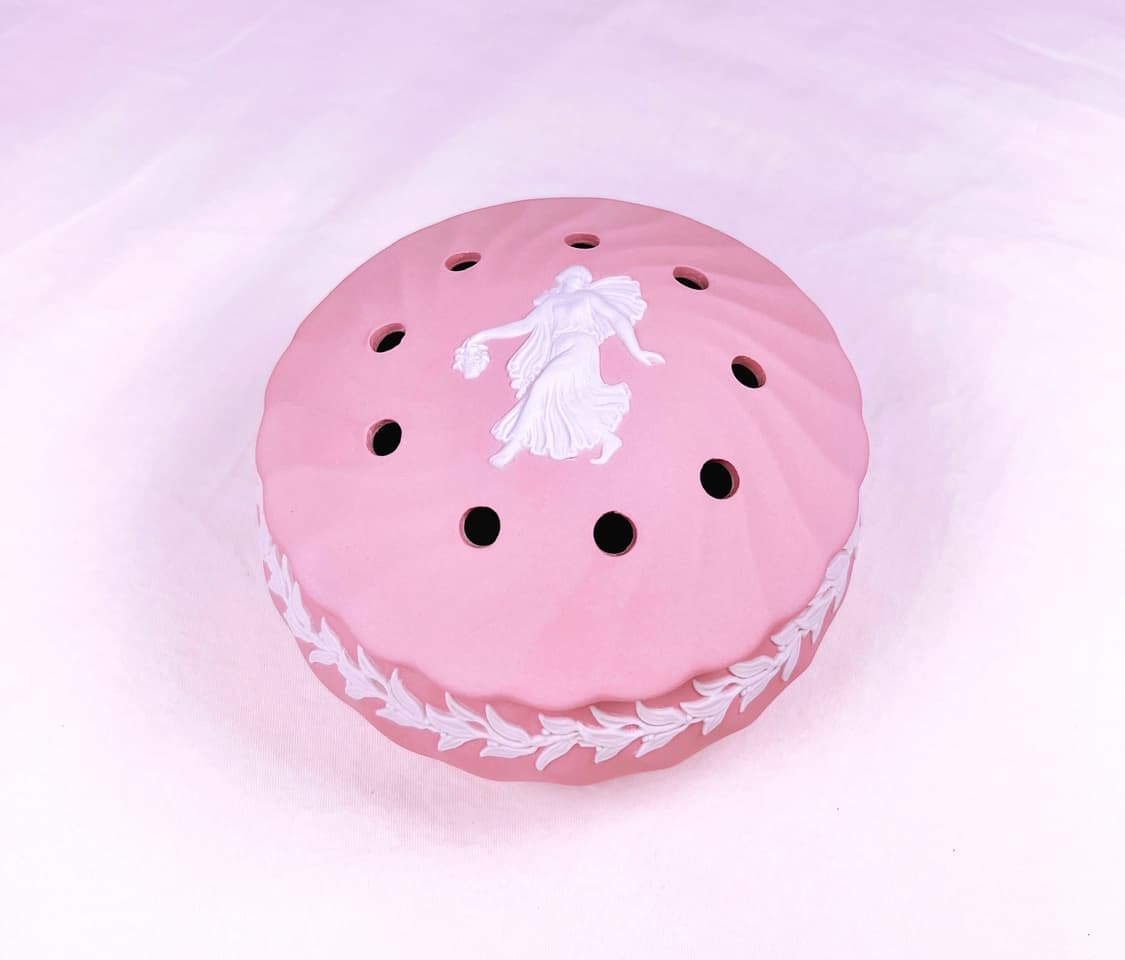 [영국엔틱] 웨지우드 제스퍼웨어 댄싱아워 포푸리 보석함_ 핑크 상품이미지3