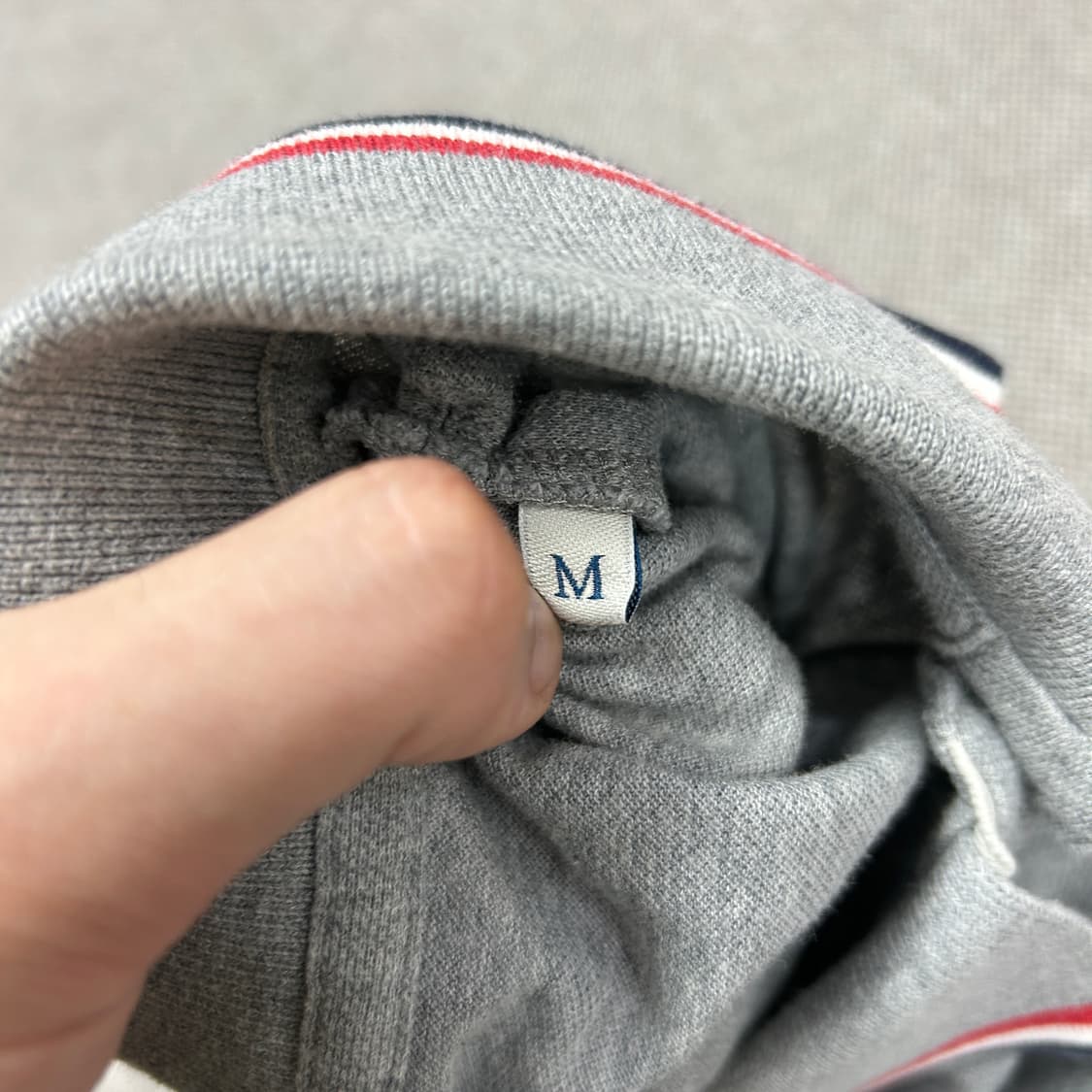 몽클레어 그레이 패치 카라티(M) 상품이미지3