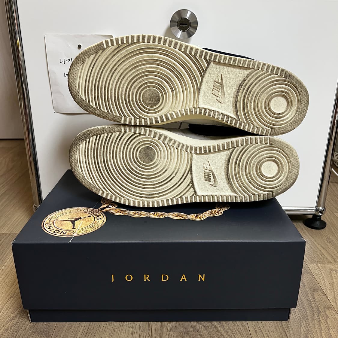 [275] 조던 1 × 유니온 KO 로우 세일 뉴트럴 그레이 상품이미지8