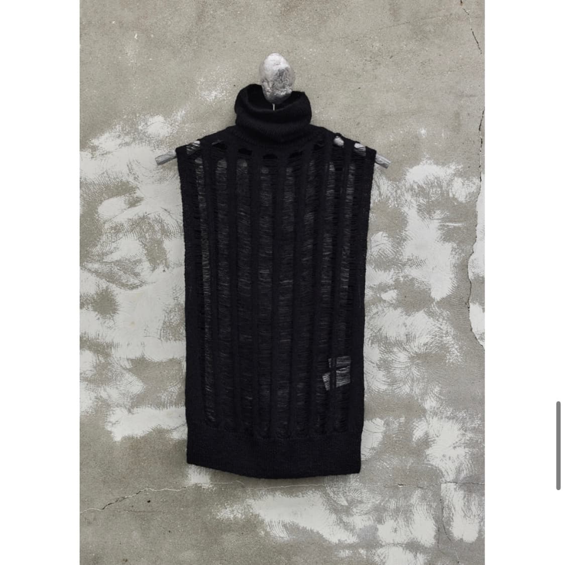 Youth 유스 데미지 하이넥 니트 베스트 상품이미지1