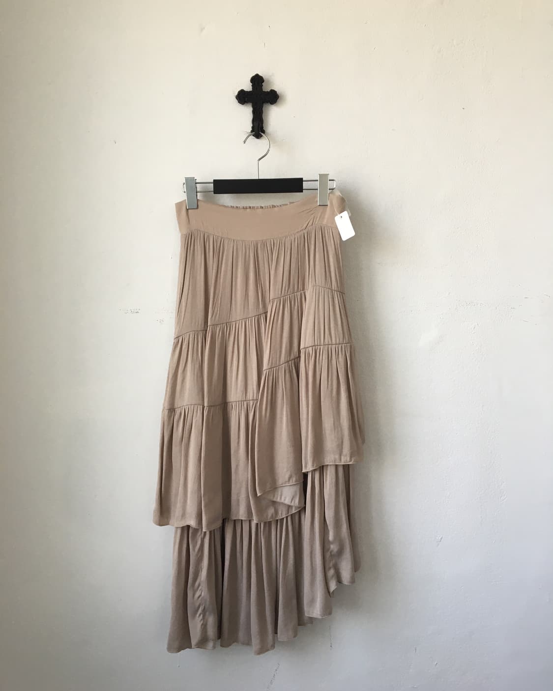 Unbalanced layer long skirt 상품이미지1
