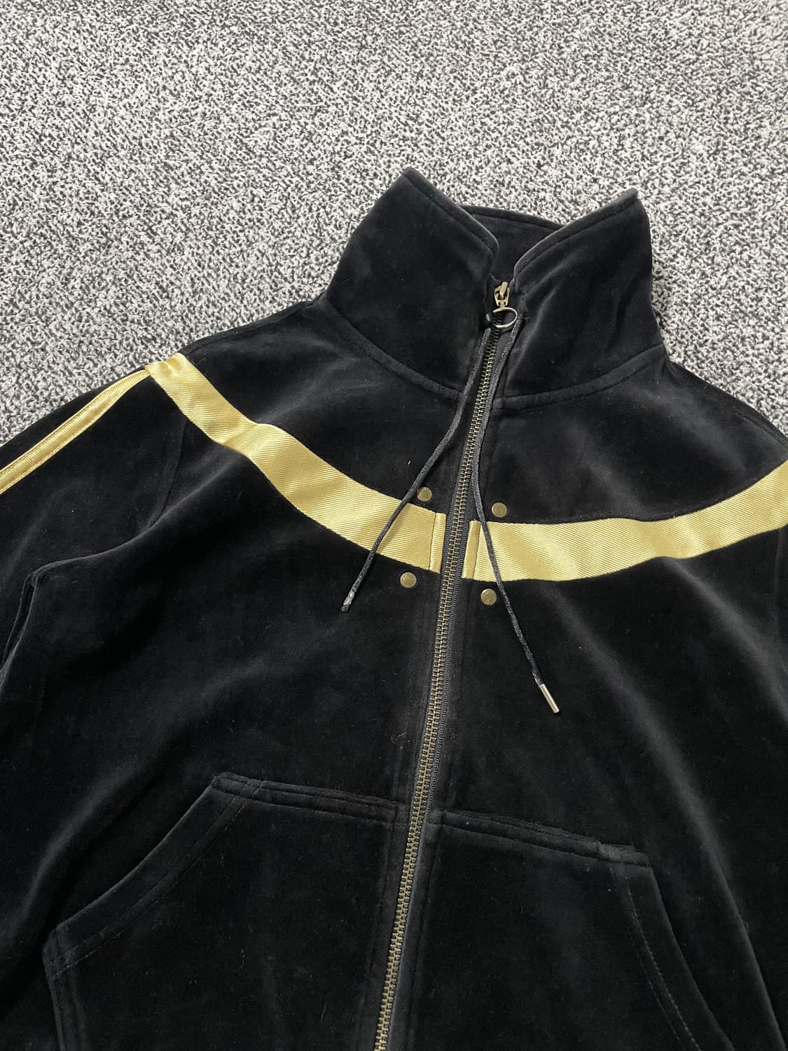 빈티지9. 아디다스 올드스쿨 금장 벨벳 져지 y2k 핀터깔 갸루 빈티지 상품이미지3