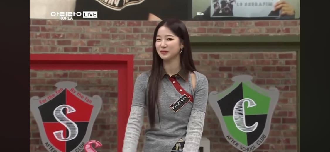 Kyo 다이애그널 컷아웃 블록 카라티_그레이쉬 카즈하착용 상품이미지2