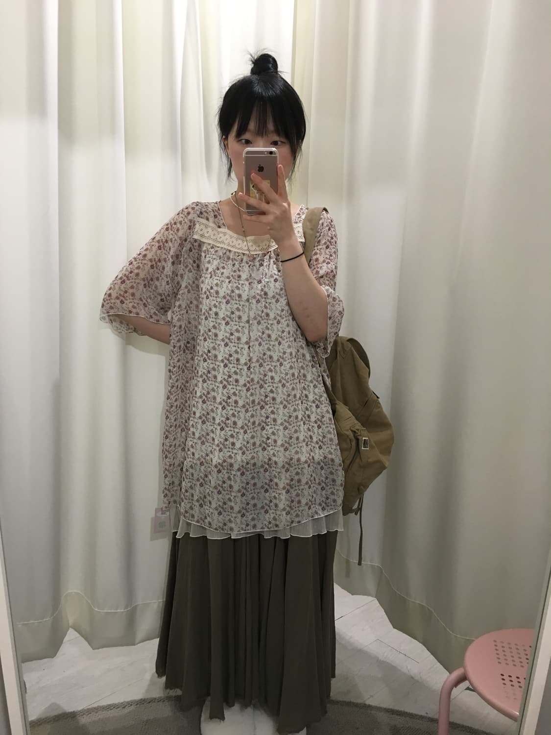 핑크 잔꽃 블라우스 상품이미지3
