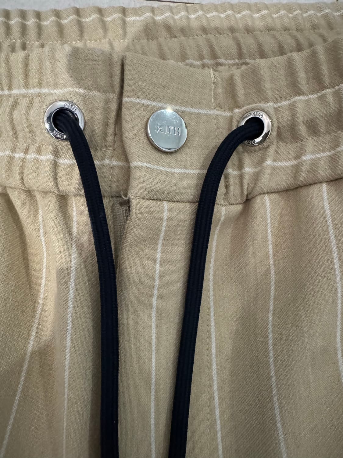 kith x wilson 콜라보 테니스 팬츠 상품이미지4