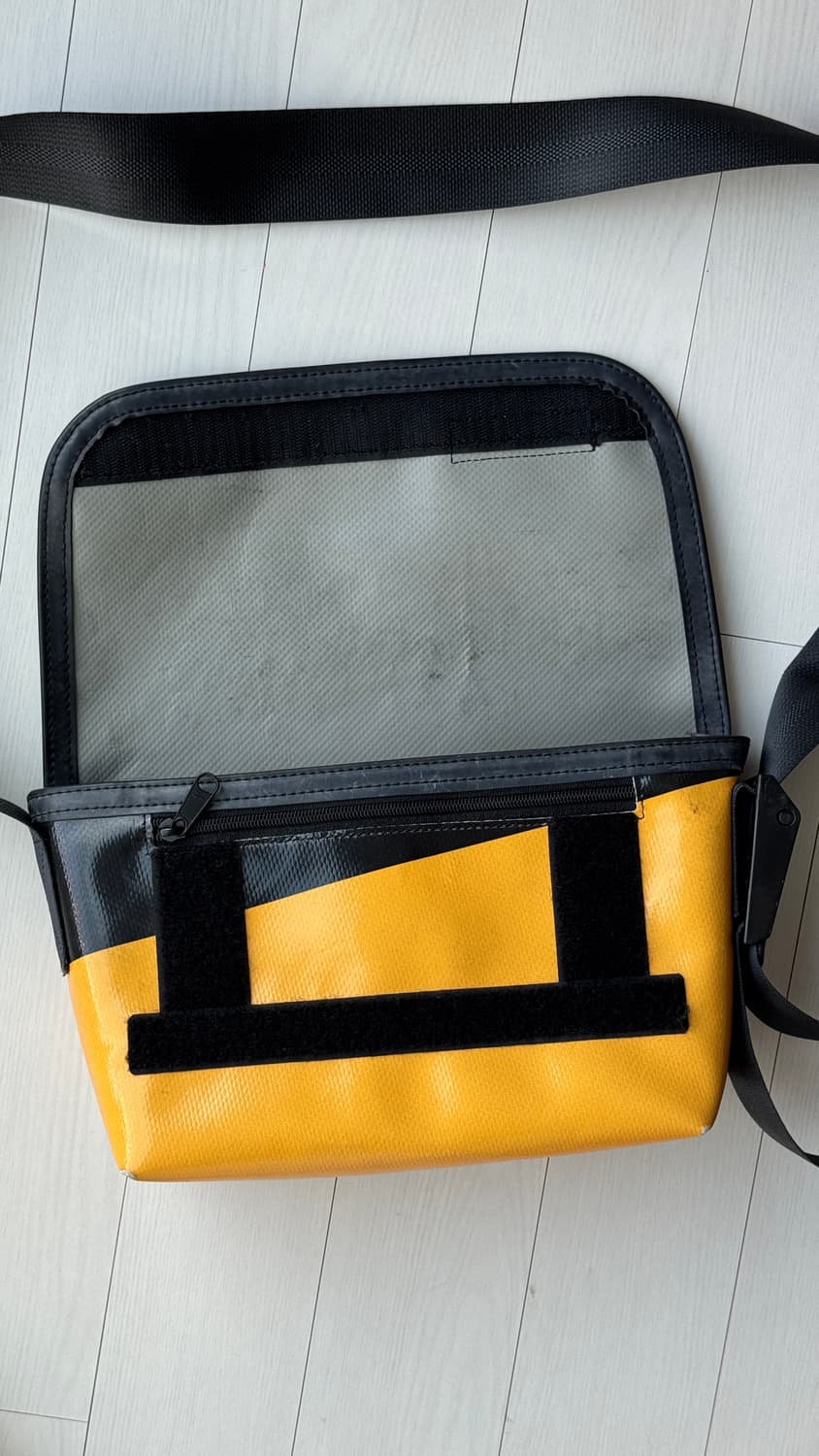 프라이탁 F41 하와이파이브오 옐로우 블랙 전사 참기름타프 상품이미지3