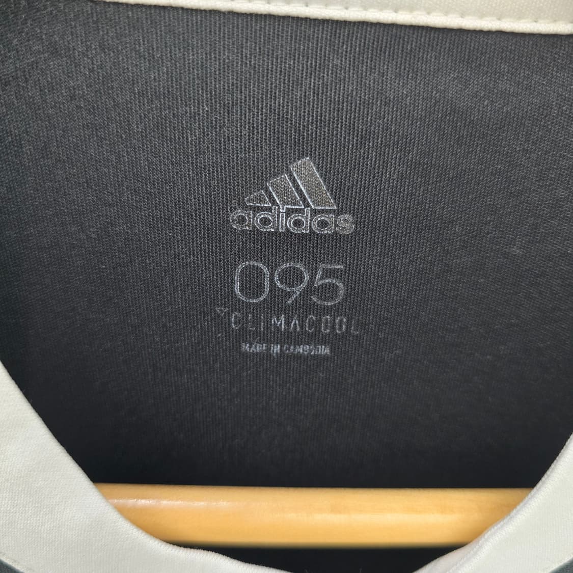 아디다스 유벤투스 17-18 홈 져지 유니폼 반팔 티셔츠 상품이미지4