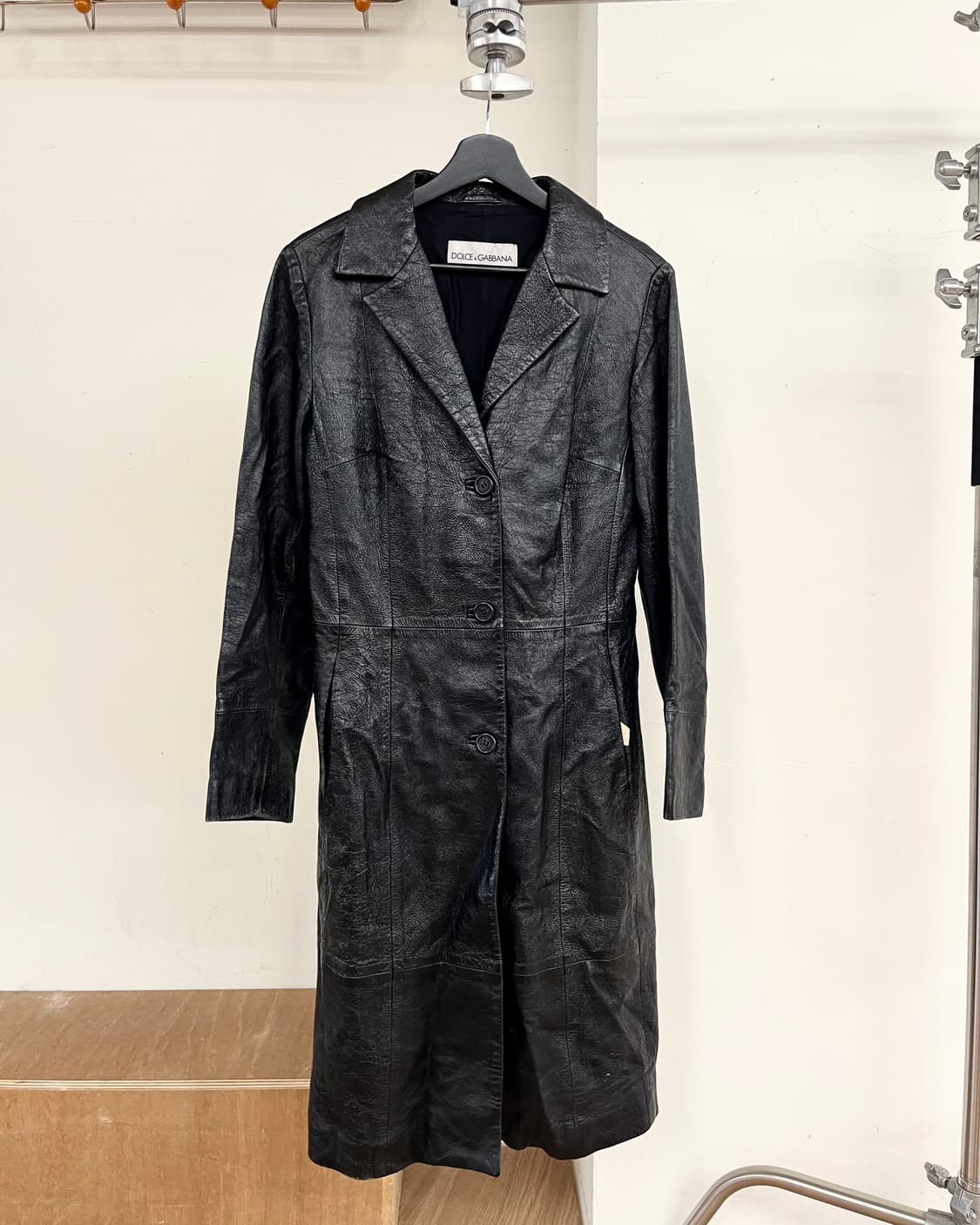 돌체 엔 가바나 블랙 리얼레더 트렌치코트 상품이미지1