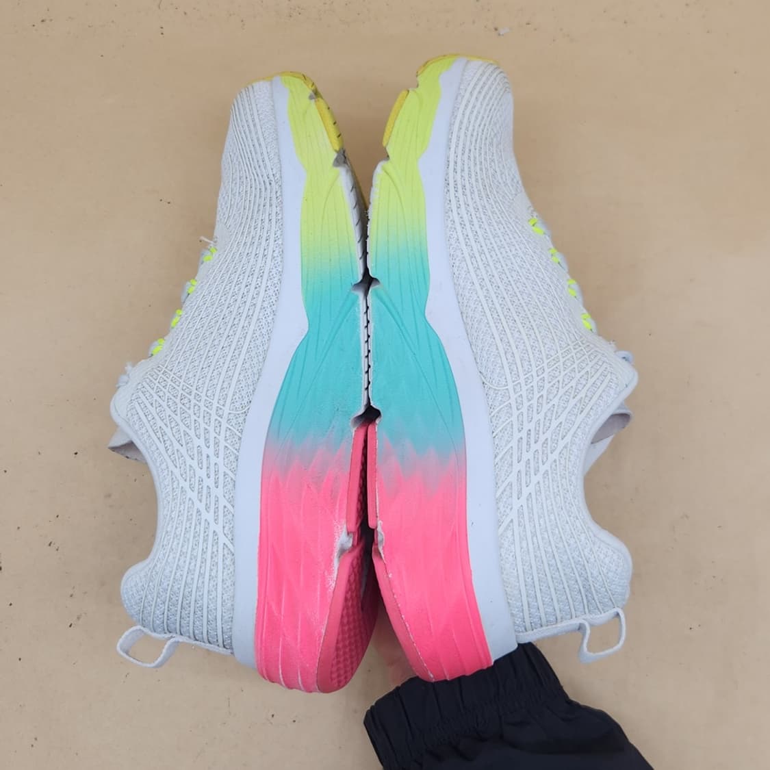 스케쳐스 맥스쿠셔닝 엘리트 런닝화 235 상품이미지5