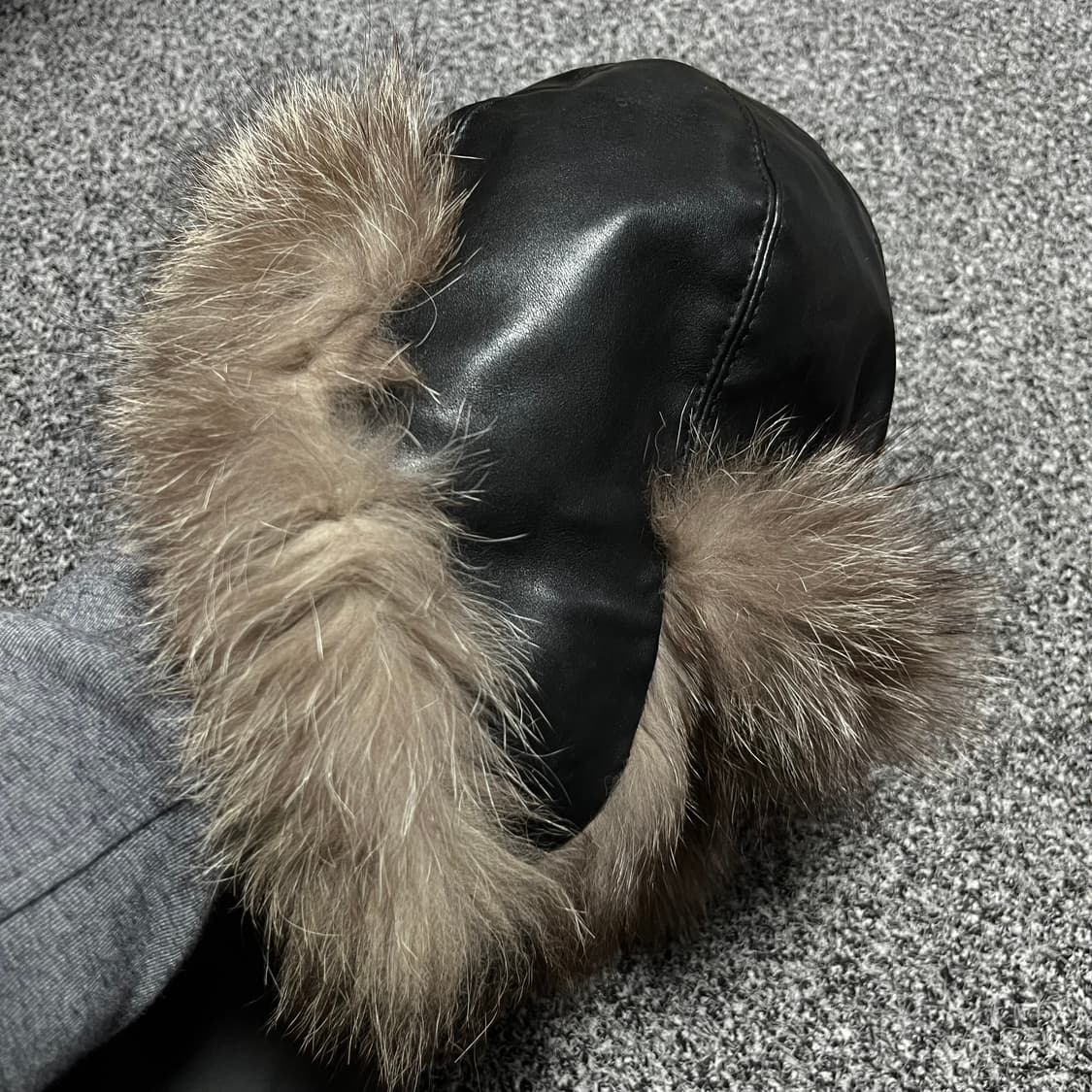 빈티지 레자 귀돌이 털 모자 블랙 상품이미지7