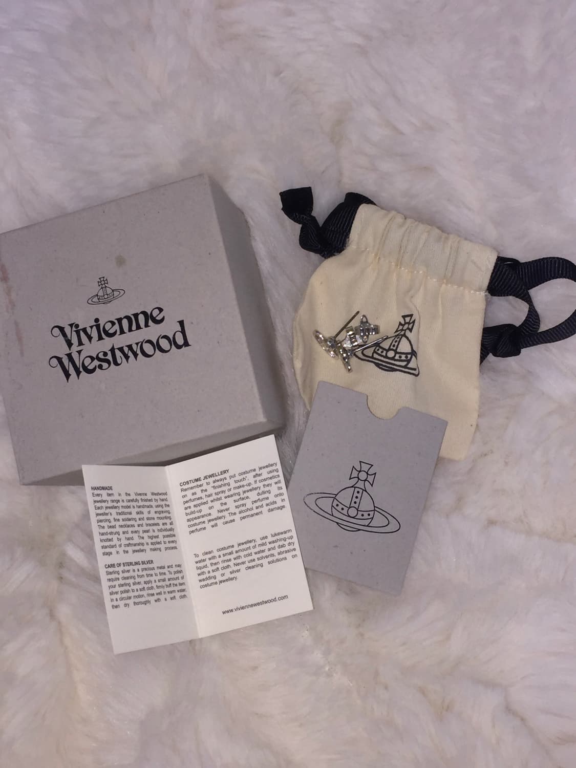 비비안웨스트우드 나노 솔리테르 귀걸이 상품이미지4