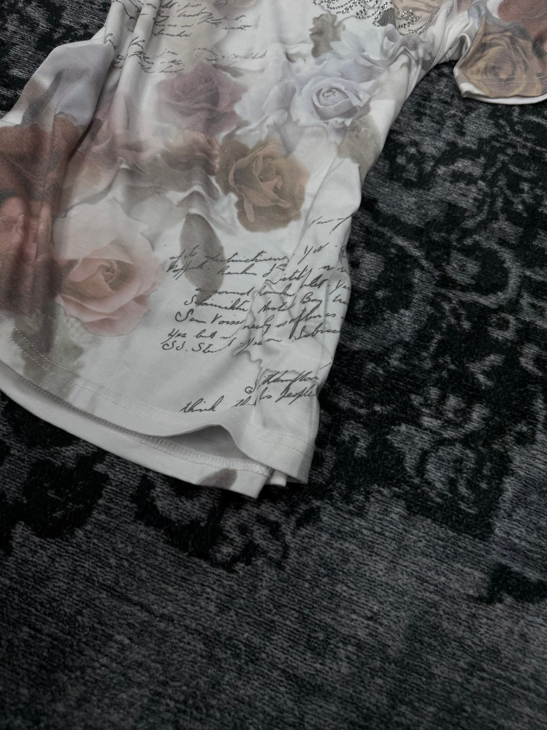 In the attic floral lettering half t shi 상품이미지5