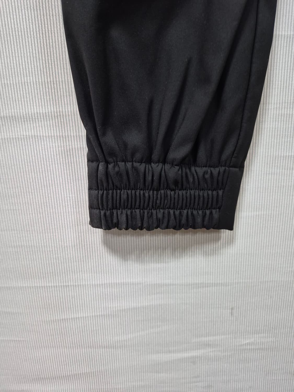 새상품 베네통 여성 블랙 카고 바지 기모 29 상품이미지3