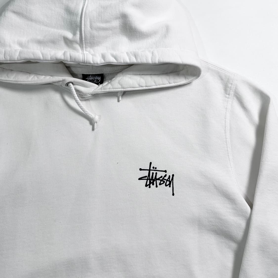스투시 스탁로고 화이트 후드티 상품이미지3