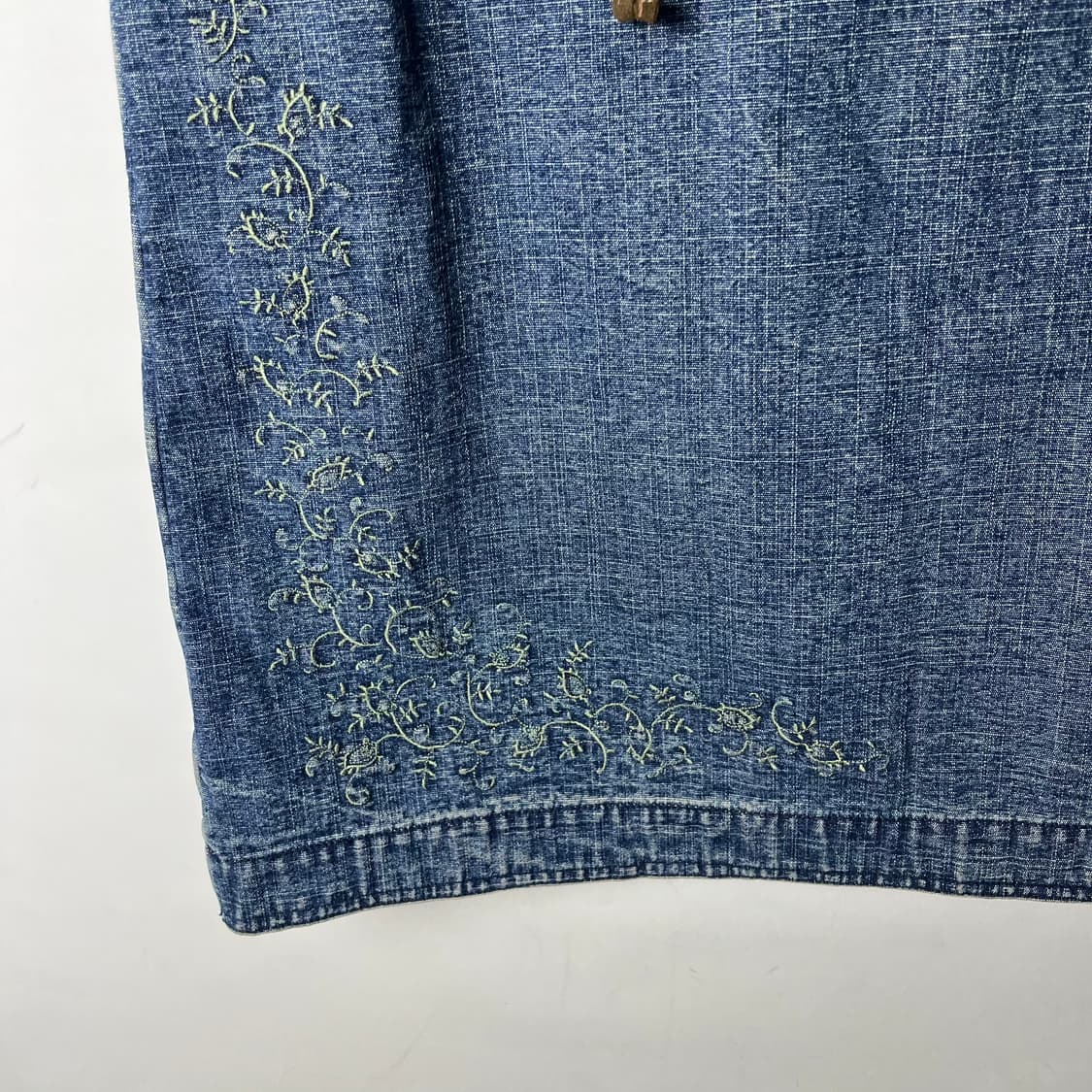 [Sunny Clouds] 오리엔탈 자수 데님 랩스커트 상품이미지4