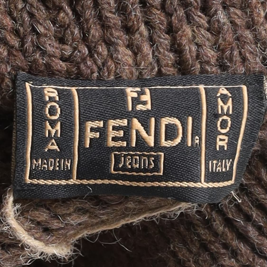 펜디 Fendi Sequin Turtle Neck Knit

 상품이미지7