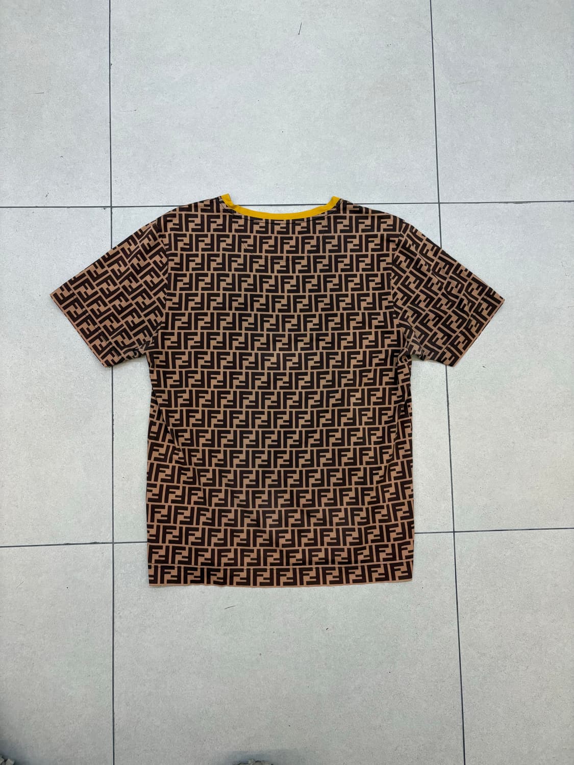 펜디 주카 패턴 티셔츠 상품이미지5