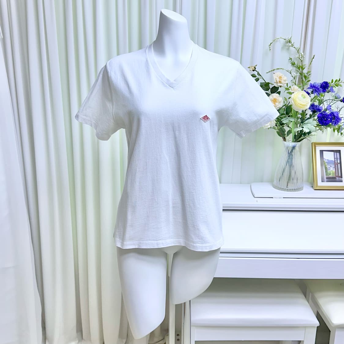 단톤 코튼 브이넥 반팔티셔츠 상품이미지1