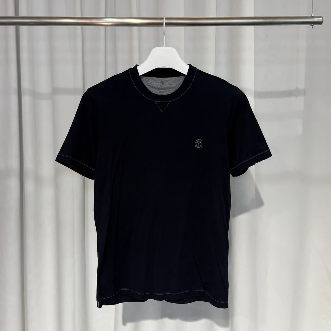 (85) 브루넬로 쿠치넬리 로고 반팔 티셔츠  상품이미지1