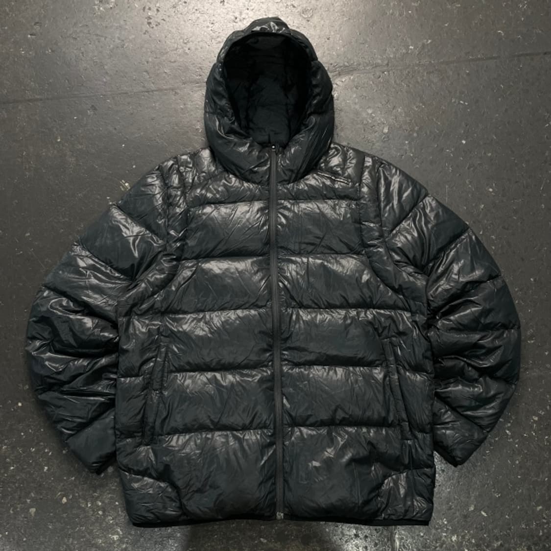 100 아디다스 포르쉐 디자인 유광 패딩 상품이미지1