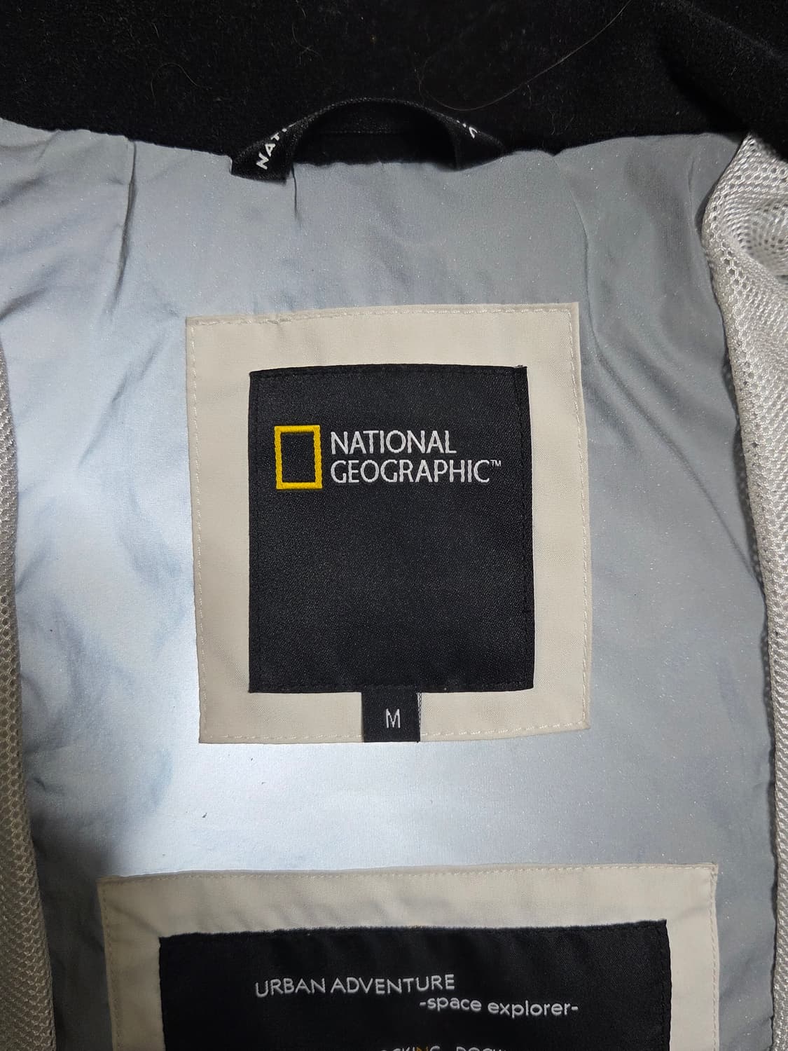 [내셔널지오그래픽] 고어텍스 덕다운 패딩 판매합니다. 상품이미지3