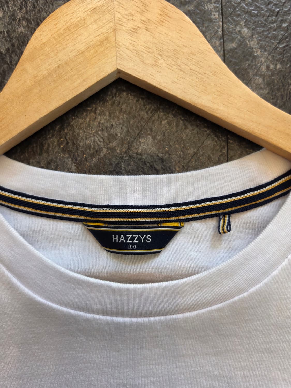 헤지스(HAZZYS)남성용 그래픽 반팔 티셔츠 상품이미지3