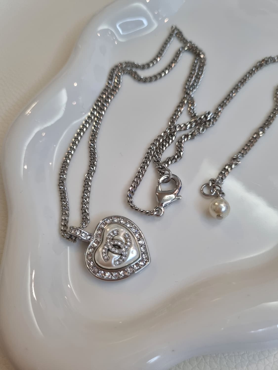 샤넬 진주 큐빅하트 체인목걸이 은장 업사이클링 상품이미지4