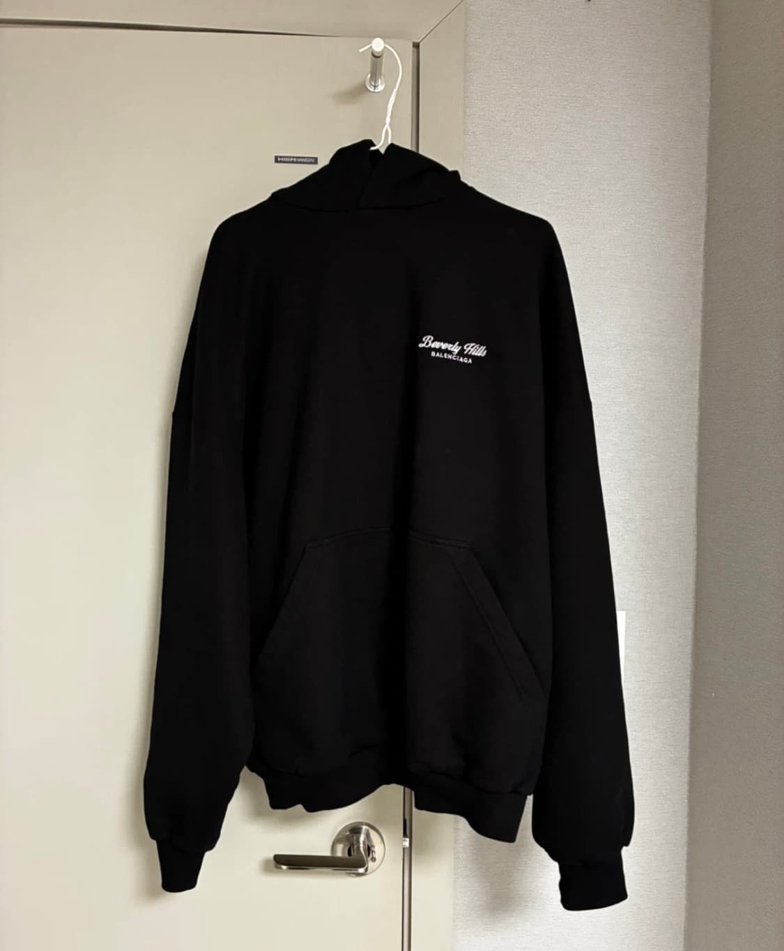 발렌시아가 베벌리힐즈 오버사이즈 후디 상품이미지2