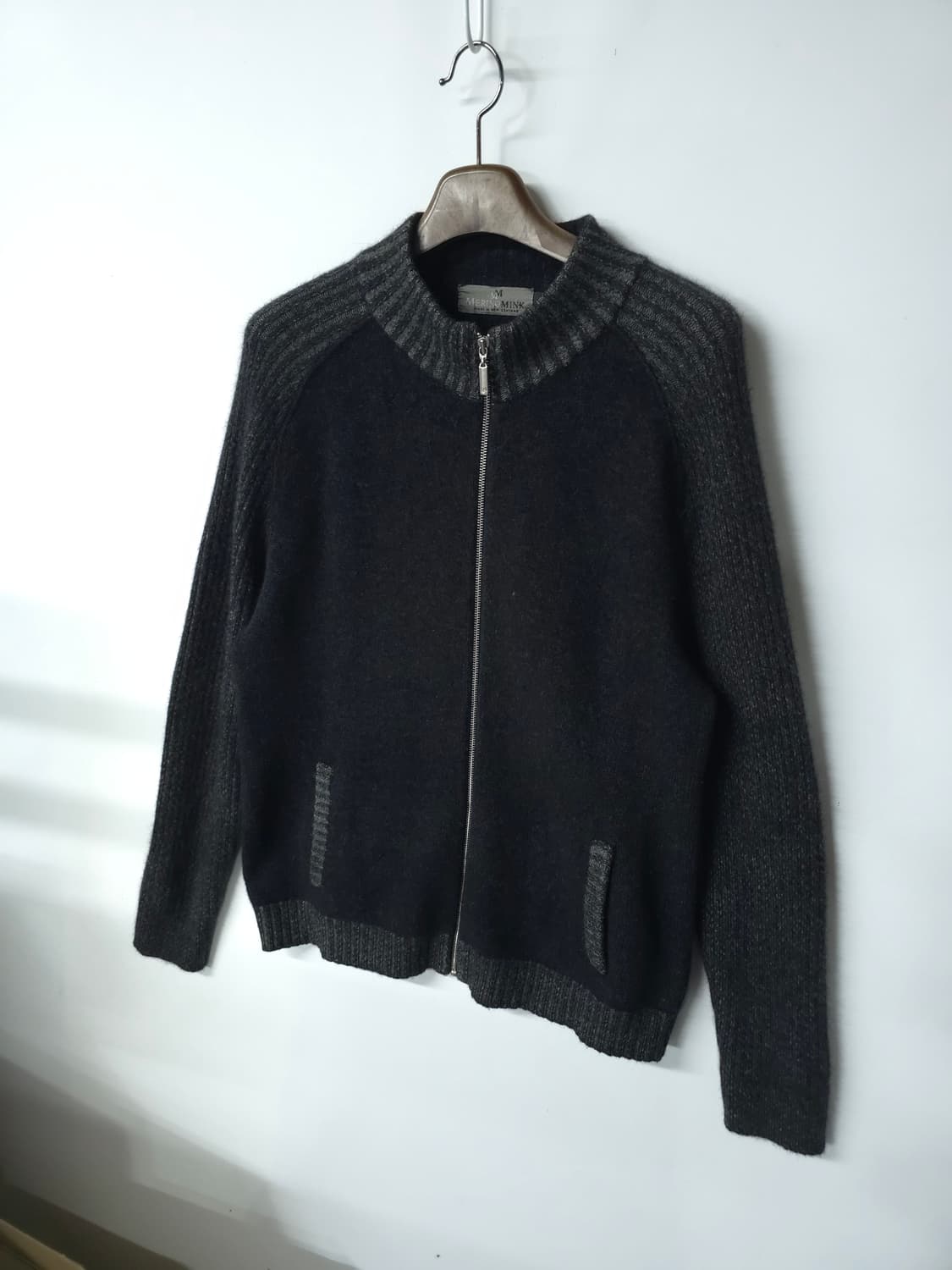 메리노밍크 배색 니트집업(남성100) 상품이미지2