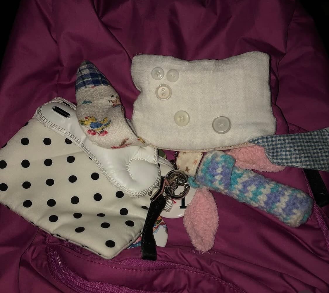 eggu white rabbit wallet(에구 카드 지갑 키링) 상품이미지1