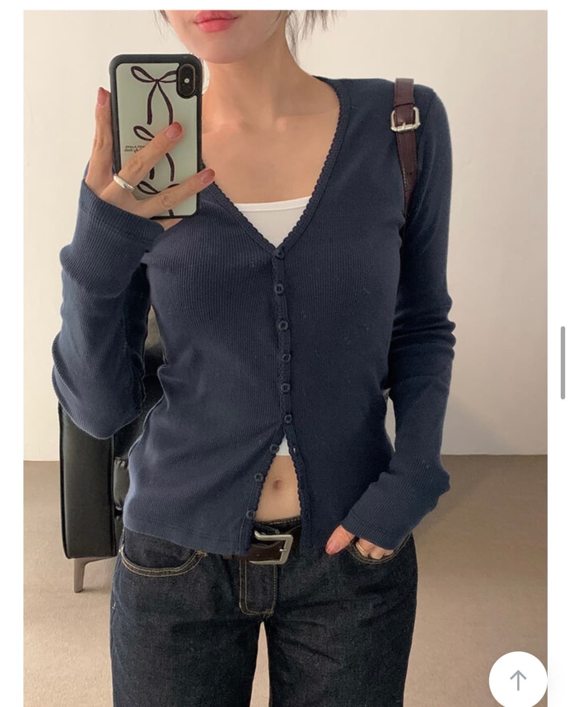 딥 브이넥 가디건 네이비 상품이미지2