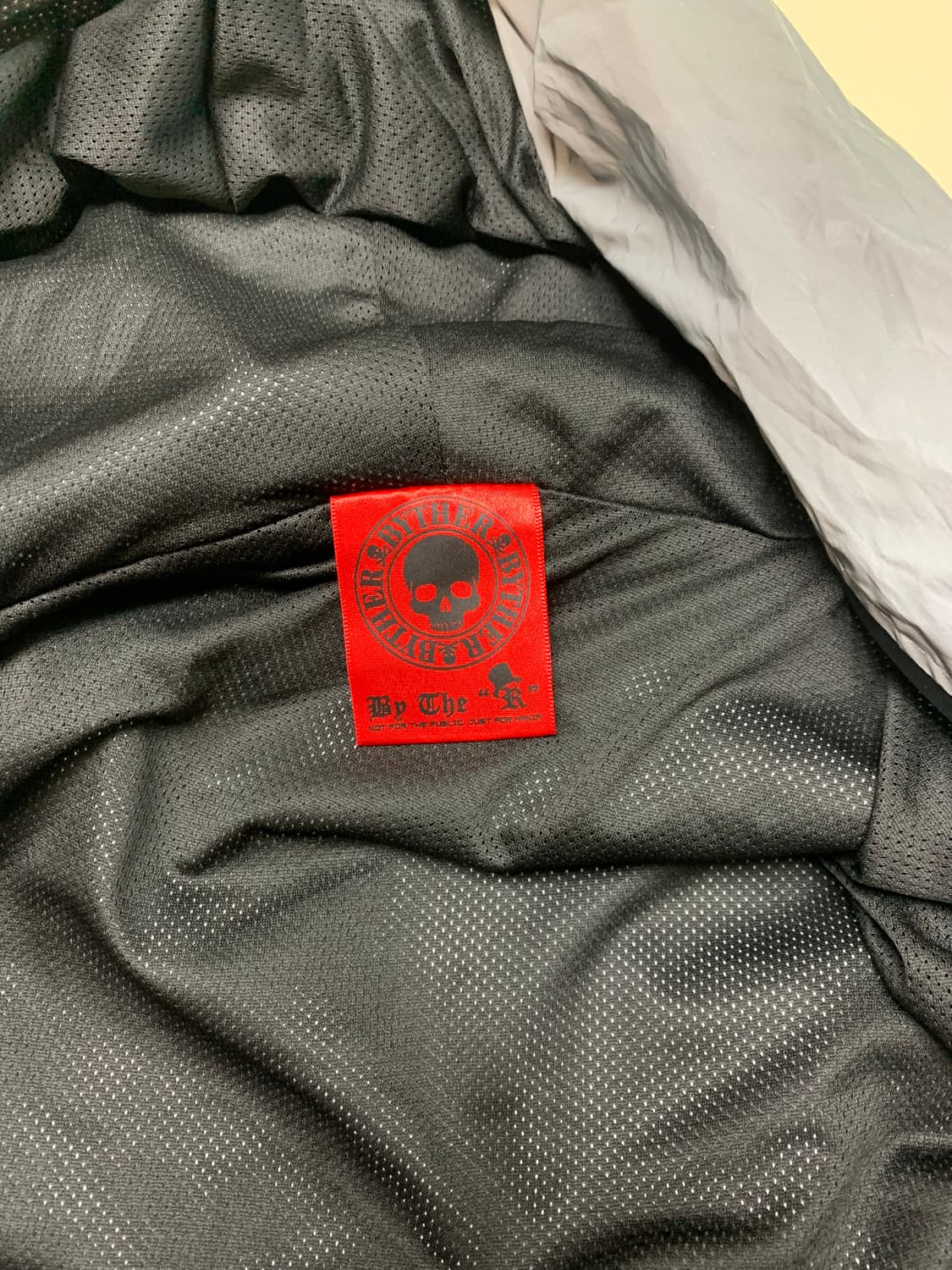 바이더알 (ByTheR) 빈티지 태극기 리플렉티브 바람막이 상품이미지3