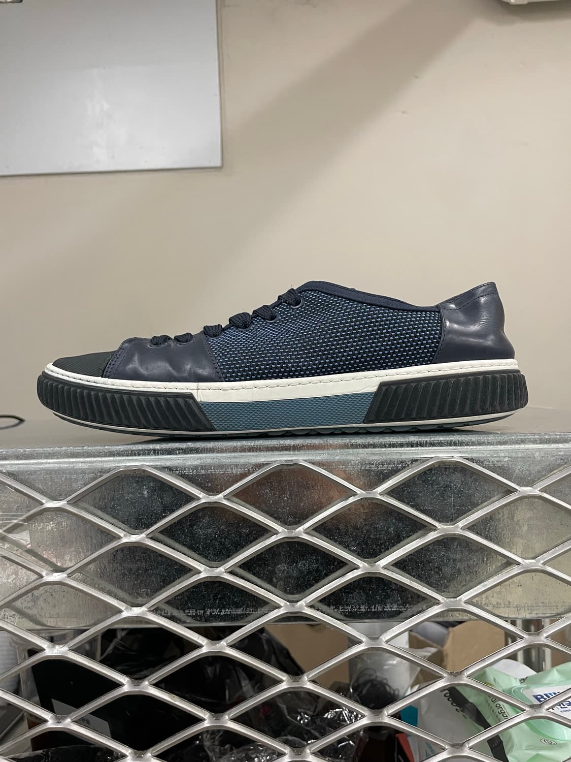 프라다 테크니컬 매쉬 앤 레더 스니커즈 8.5 (gr-4627) 상품이미지1